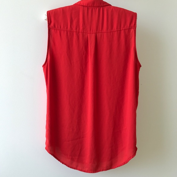 Anthro Zoa New York Top - Picture 2 of 3